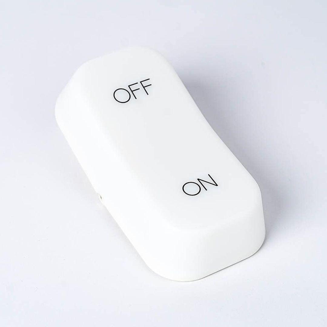 On/Off Switch Light with Gravity Sensor Automatically Turns on According to the Side You Place It