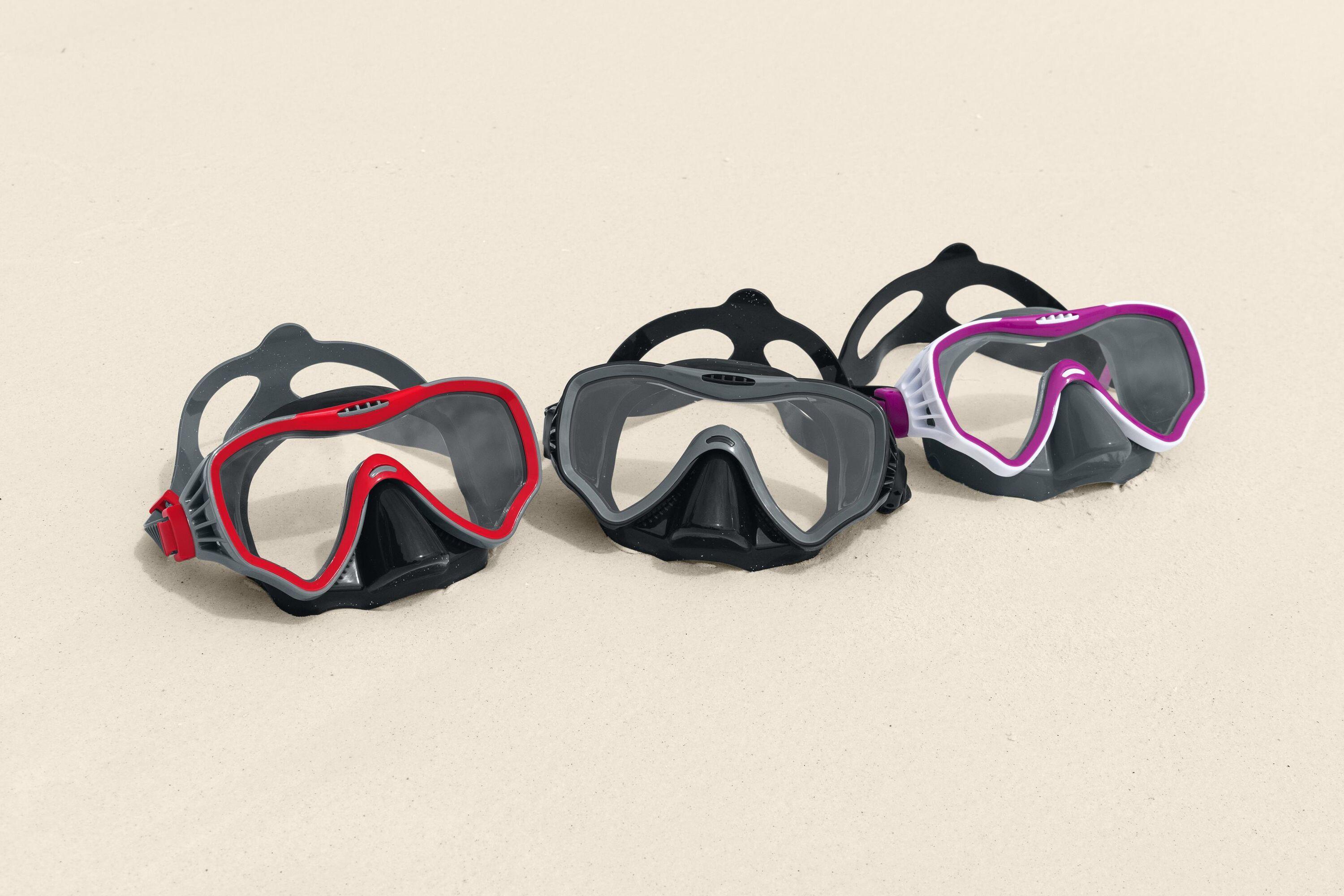 BESTWAY 22074 CRUSADER PRO MASK (Contents:one Mask, 3 assorted colors) Age 14+